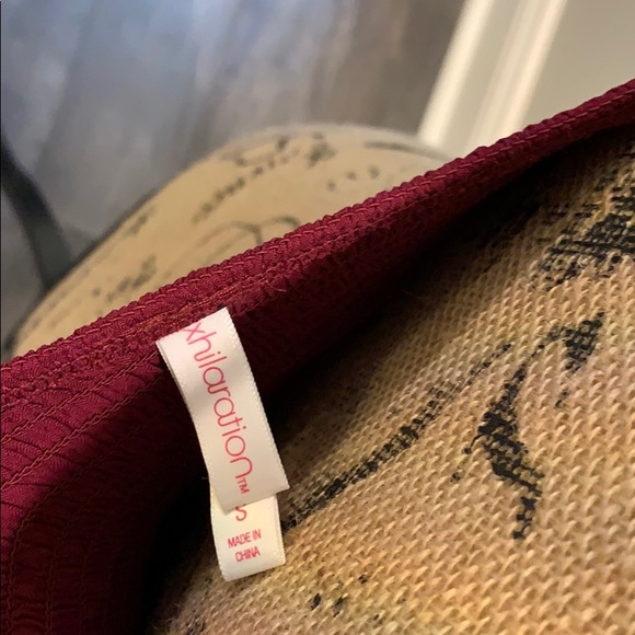 Crop top - Picture 3 of 3